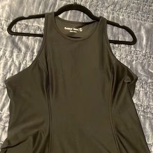 Athena dress Outdoor voices in black